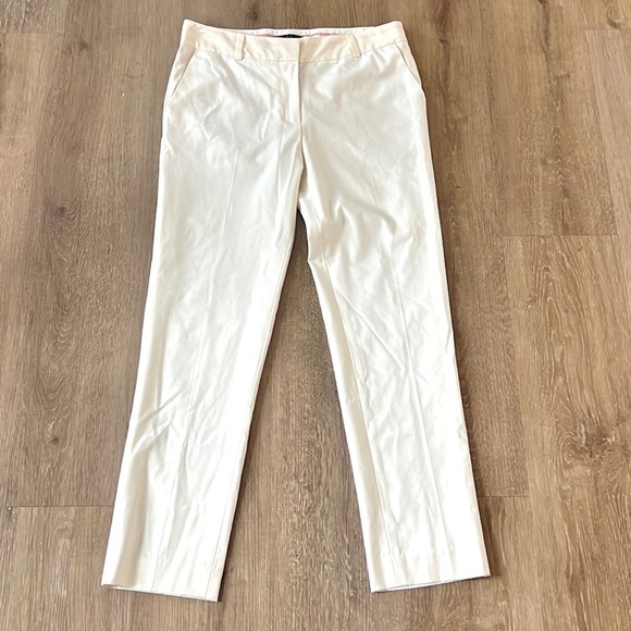 Elizabeth & James,Exquisite Silk Cropped Pants, Mid-Rise, Winter White, Size 2 - Picture 11 of 12
